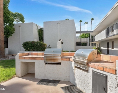 3313 N 68th Street - Photo Thumbnail 18
