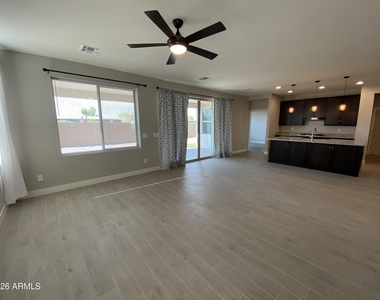 1560 W Avenida Del Valle -- - Photo Thumbnail 2