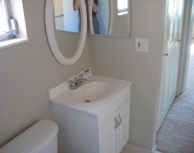 770 Se 2nd Avenue - Photo Thumbnail 8