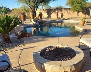 4711 E Sleepy Ranch Road - Photo Thumbnail 7