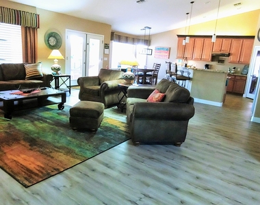 4711 E Sleepy Ranch Road - Photo Thumbnail 5