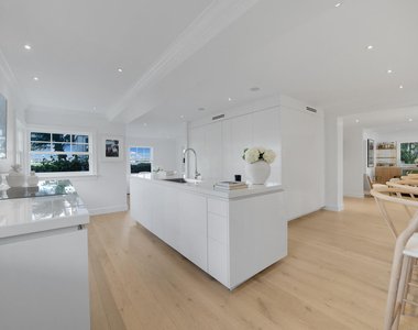 7103 S Flagler Drive - Photo Thumbnail 12