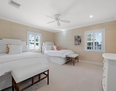 7103 S Flagler Drive - Photo Thumbnail 30