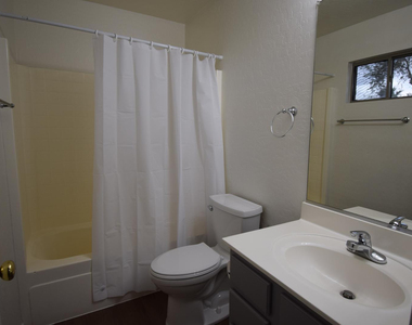 15338 N 148th Court - Photo Thumbnail 12