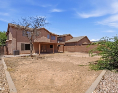 6107 N 135th Drive - Photo Thumbnail 31