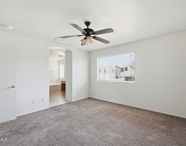 6107 N 135th Drive - Photo Thumbnail 15