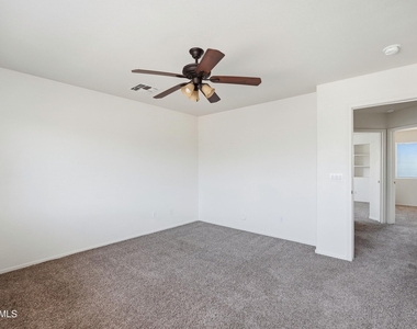6107 N 135th Drive - Photo Thumbnail 17