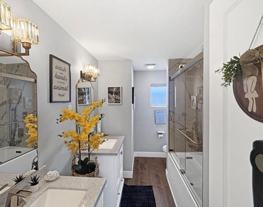 100 Sw 17th Street - Photo Thumbnail 6