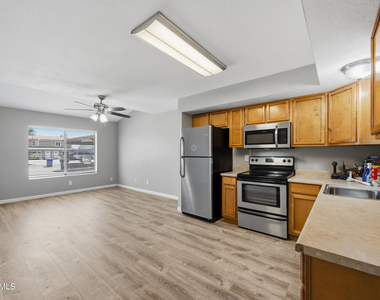 6166 E Glencove Street - Photo Thumbnail 6