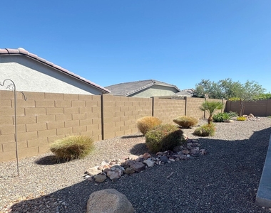 4707 N 204th Lane - Photo Thumbnail 27