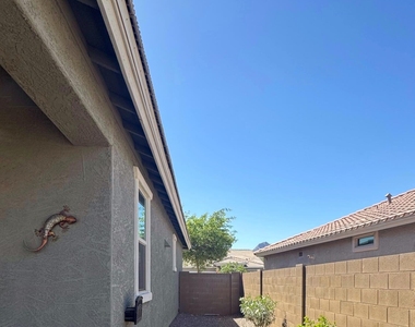 4707 N 204th Lane - Photo Thumbnail 30