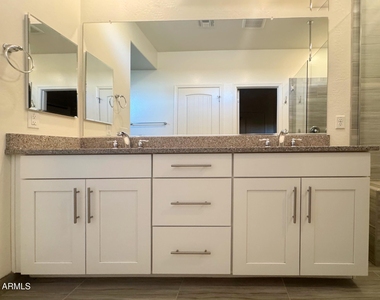 4707 N 204th Lane - Photo Thumbnail 16