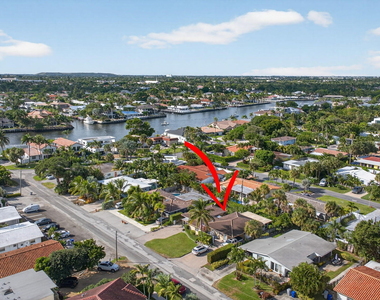 3207 Marine Drive - Photo Thumbnail 31
