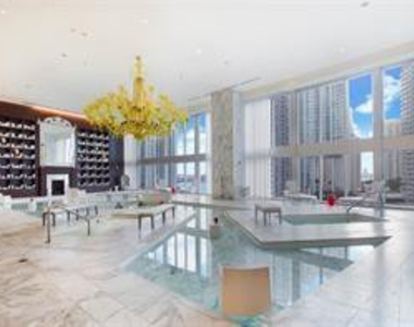 465 Brickell Avenue - Photo Thumbnail 50