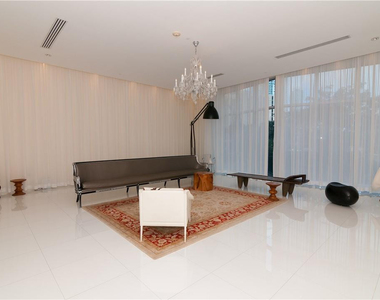 465 Brickell Avenue - Photo Thumbnail 39