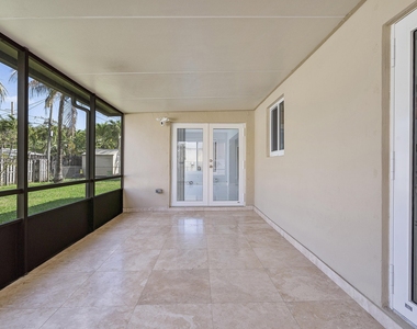 2475 Ne 214th Street - Photo Thumbnail 20