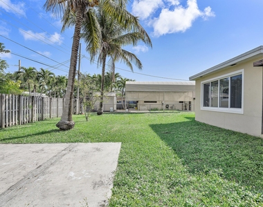 2475 Ne 214th Street - Photo Thumbnail 21