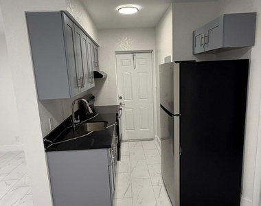 110 Nw 7th Avenue - Photo Thumbnail 9