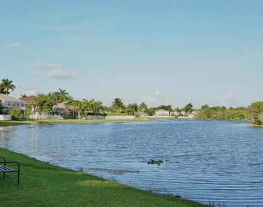 878 Lavender Circle - Photo Thumbnail 20