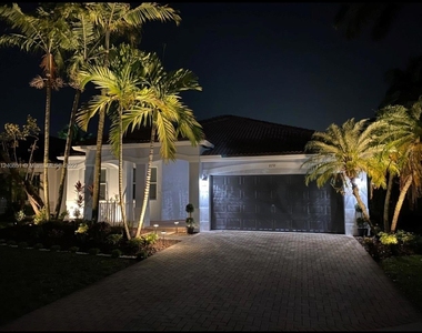 878 Lavender Circle - Photo Thumbnail 24