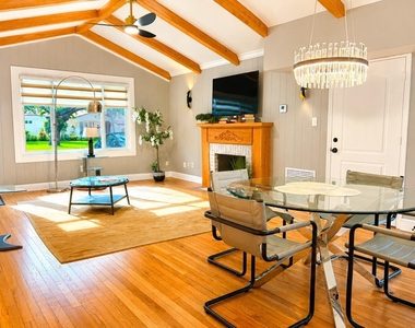 801 Se 7th Street - Photo Thumbnail 1