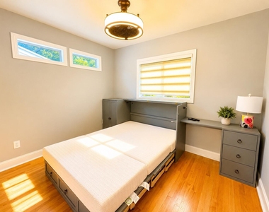 801 Se 7th Street - Photo Thumbnail 9