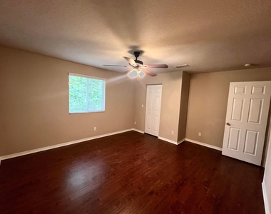 2552 Sw Marshfield Court - Photo Thumbnail 13
