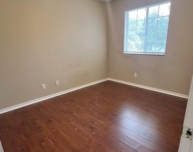 2552 Sw Marshfield Court - Photo Thumbnail 20