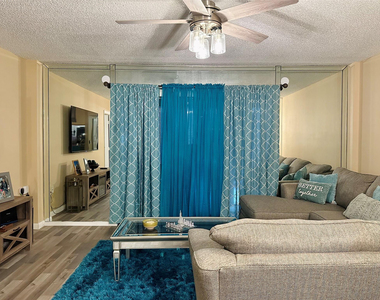 4156 Inverrary Drive - Photo Thumbnail 6