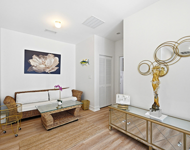 4419 Hidden Harbour Terrace - Photo Thumbnail 7