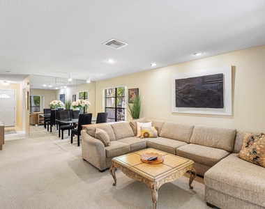 29 Stratford Lane W - Photo Thumbnail 9