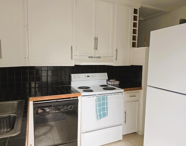 441 26th Street - Photo Thumbnail 2