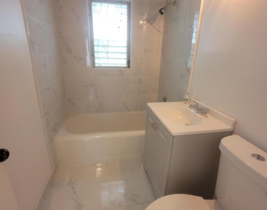 1816 Roosevelt Street - Photo Thumbnail 9