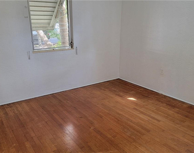 1816 Roosevelt Street - Photo Thumbnail 5