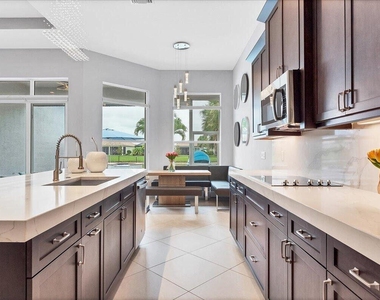 22001 Sw Tivolo Way - Photo Thumbnail 27