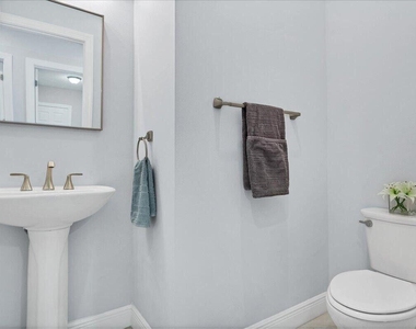 22001 Sw Tivolo Way - Photo Thumbnail 22