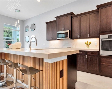 22001 Sw Tivolo Way - Photo Thumbnail 26