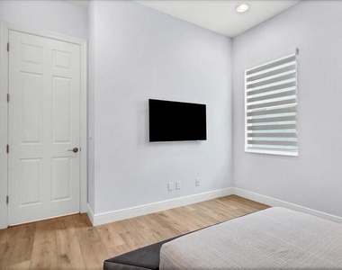 22001 Sw Tivolo Way - Photo Thumbnail 19