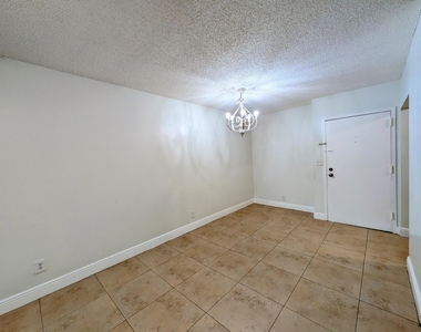 3119 Oakland Shores Drive - Photo Thumbnail 8
