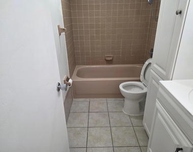 170 Se 7th Street Se - Photo Thumbnail 28