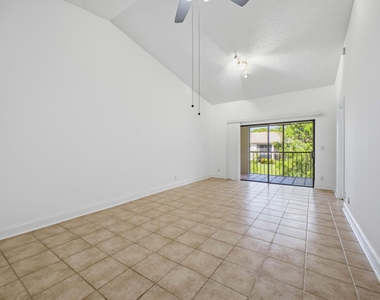 321 Norwood Terrace - Photo Thumbnail 12