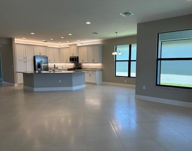 12449 Sw La Costa Street - Photo Thumbnail 7