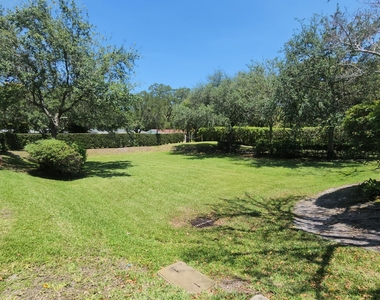 3238 Sw 16th Terrace - Photo Thumbnail 26