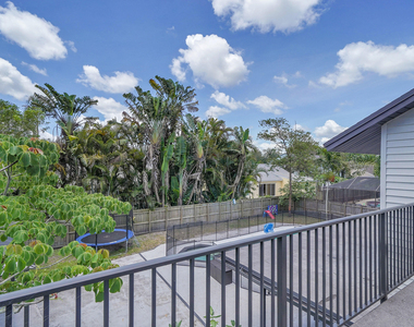 10108 Sw 53rd Court - Photo Thumbnail 28