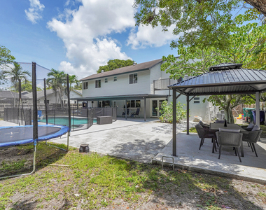 10108 Sw 53rd Court - Photo Thumbnail 41