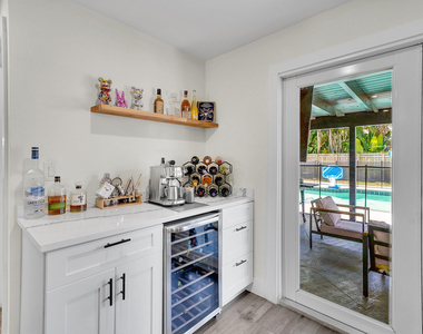 10108 Sw 53rd Court - Photo Thumbnail 15