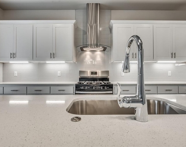 520 Nw 176th Terrace - Photo Thumbnail 16