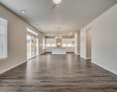 520 Nw 176th Terrace - Photo Thumbnail 11