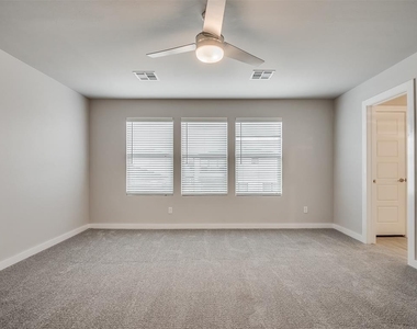 520 Nw 176th Terrace - Photo Thumbnail 27