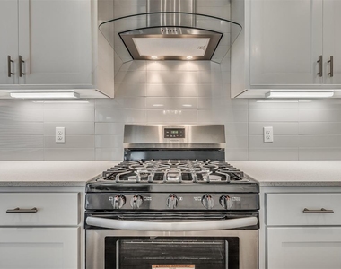 520 Nw 176th Terrace - Photo Thumbnail 21